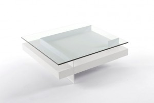 Mesa de centro en blanco y cristal