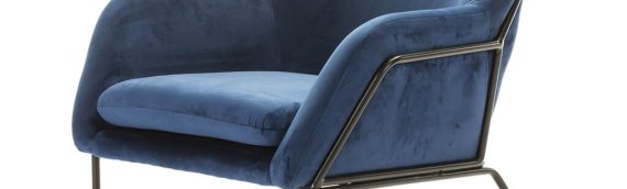 BLUE VELVET ARMCHAIR