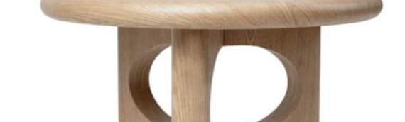 OAK VENEER COFFEE TABLE